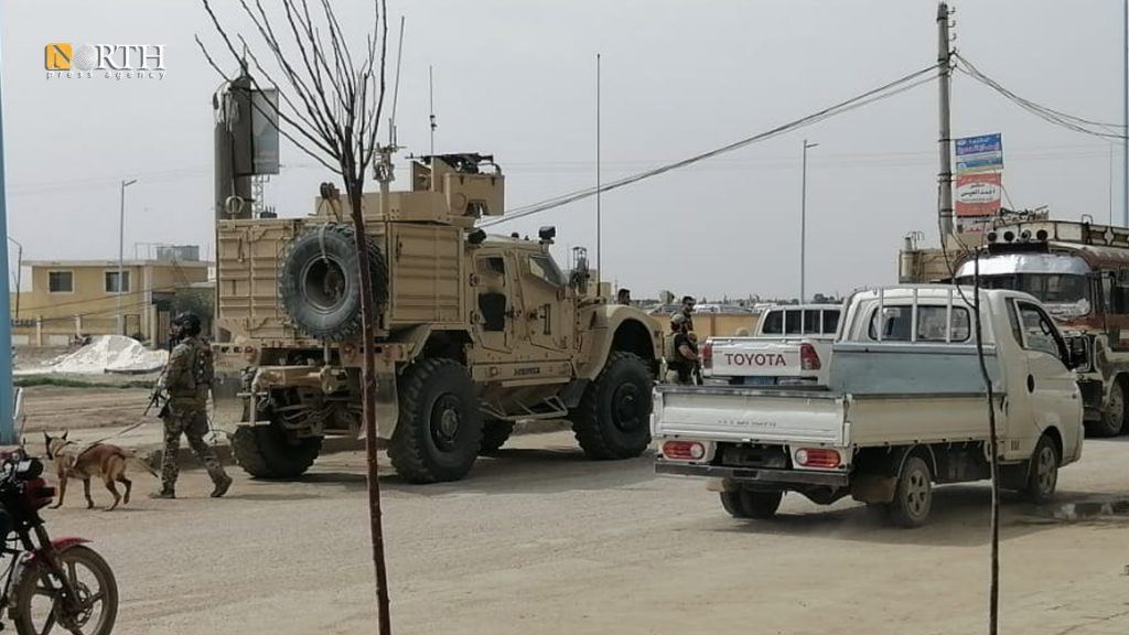 Military vehicles of the Global Coalition in Deir ez-Zor countryside – North Press/archive