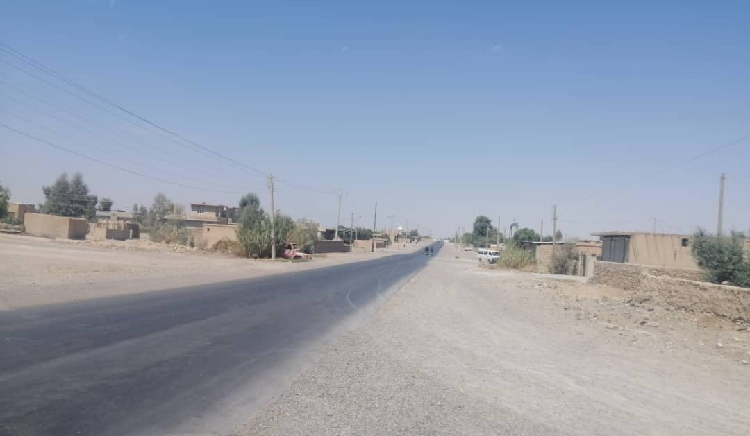 The main road in the village of al-Muweileh, north of Deir ez-Zor, eastern Syria
