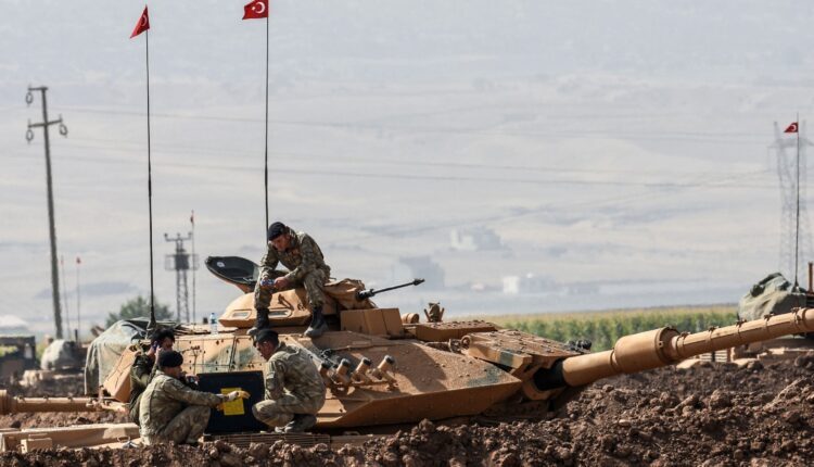 Turkish tanks and soldiers inside Iraqi territory