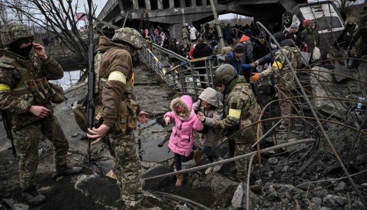 Evacuating civilians from Ukrainian suburbs destroyed by the Russian invasion