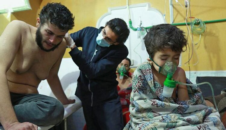 Victims of an attack Organization for the Prohibition of Chemical Weapons said to be chemical attack by the Syrian government - AFP