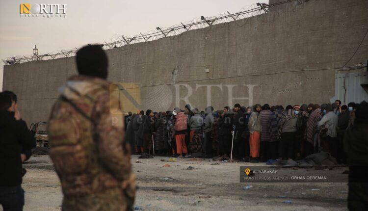 ISIS militants surrendering to SDF in al-Sina'a prison in Syria’s Hasakah – North Press