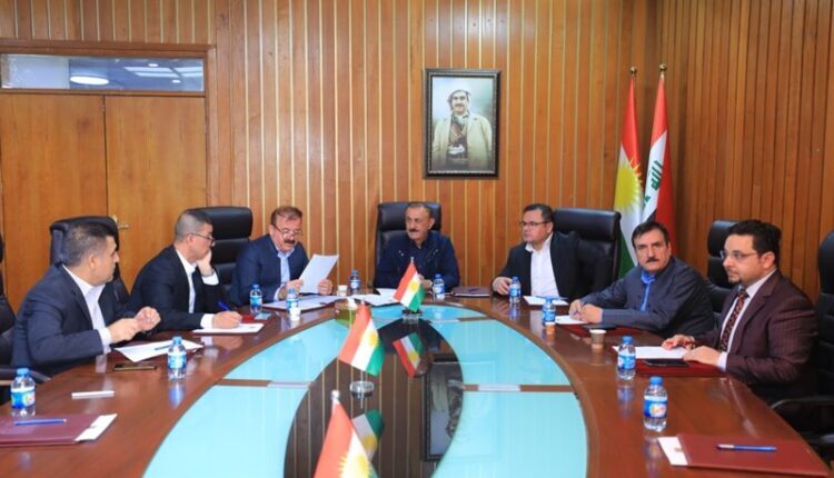 Reving Heruri, in the middle, head of the KRI parliament’s Peshmerga committee – KRI parliament’s website