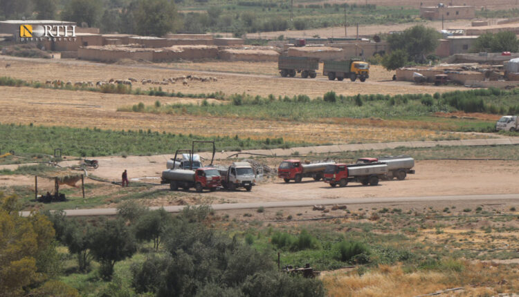 Tankers filling up water from a river to transfer it to Hasakah – North Press