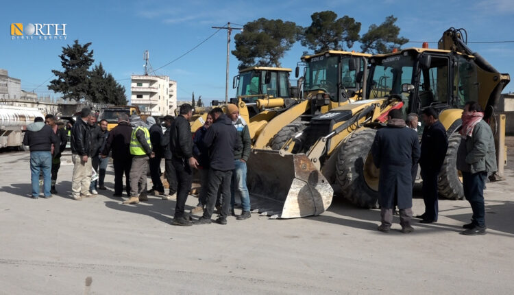 Bulldozers prepared to remove collapsed buildings in Kobani, north Syria – North Press