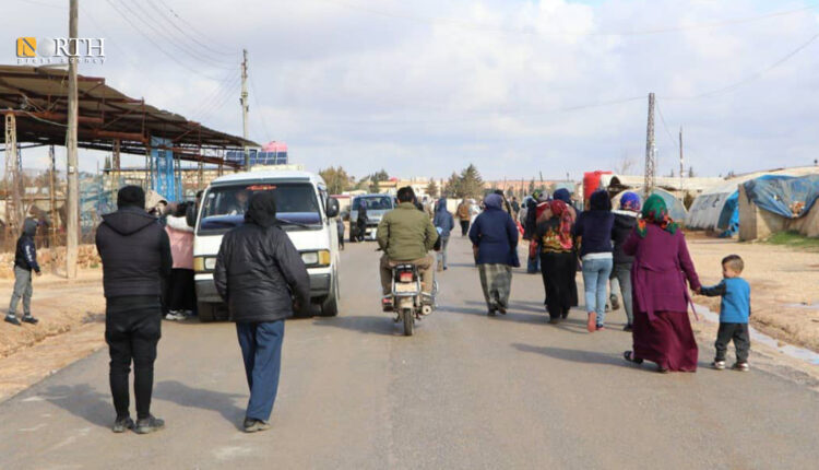 People whose houses affected by the earthquake head towards camps in Aleppo countryside run by AANES – North Press