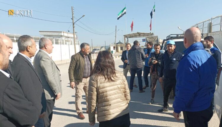 A UN delegation in Bab al-Salameh border crossing with Turkey