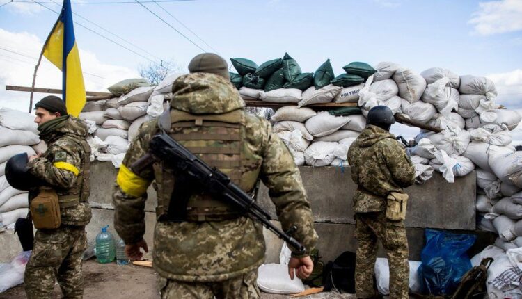 Soldier on Ukrainian front (BBC)