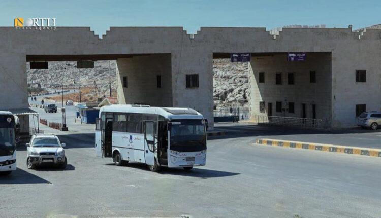 Bab al-Hawa crossing square, north of Idlib - North Press
