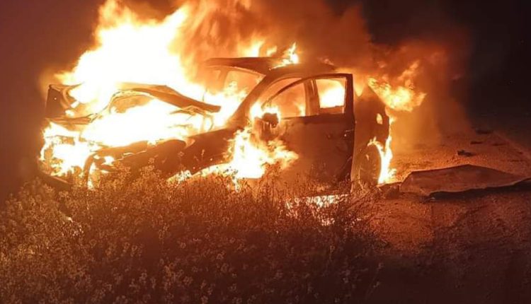 A car set on fire in Syria's northern city of Kobani as a result of a Turkish drone strike on April 18, 2024 – North Press