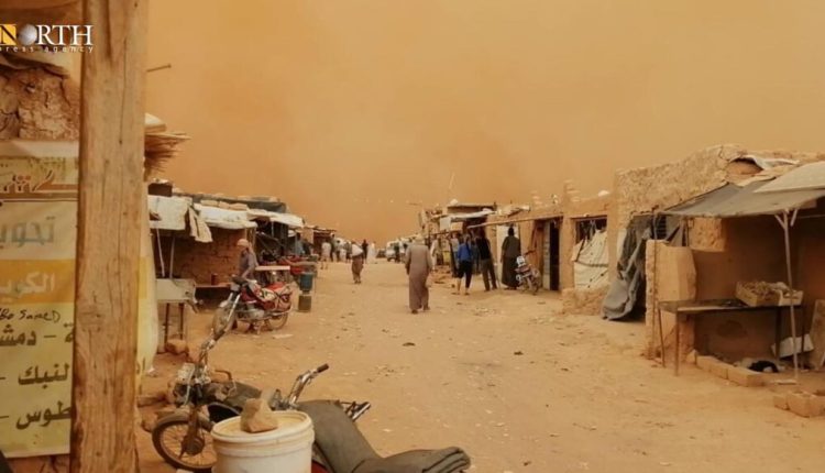 IDPs in Syria's Rukban camp call on NGOs to lift government siege