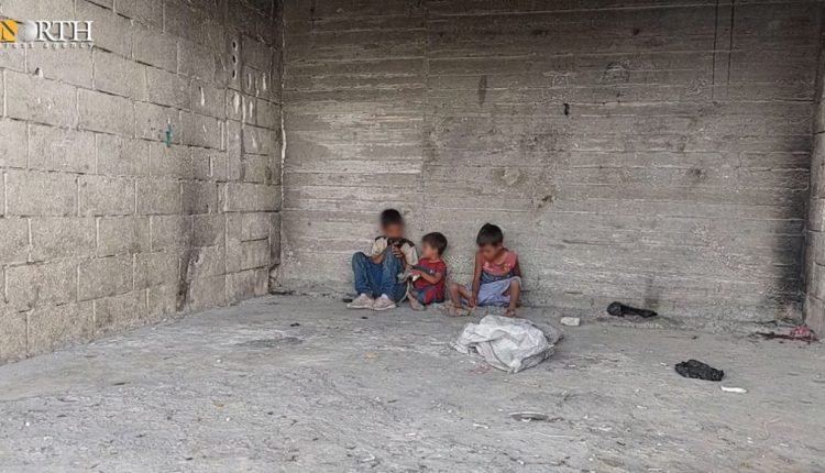 Children sniff glue in the streets of Latakia city on the western Syrian coast – North Press