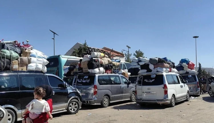 Vehicles carrying families fleeing Israeli airstrikes in Lebanon arrive at the Syrian border on Tuesday, Sep. 24, 2024 - UNHCR