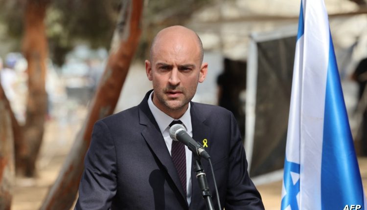 French Foreign Minister Jean-Noël Barrot during a press briefing in Damascus – Internet.