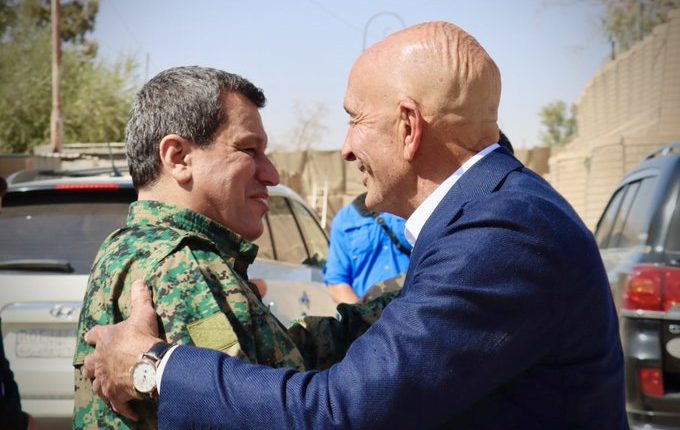 SDF commander Mazloum Abdi meets US envoy Barrack and Admiral Cooper