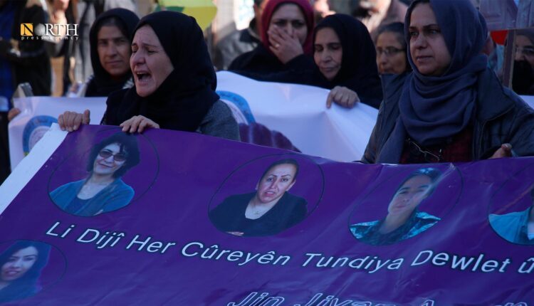 بەشێک لە ناڕەزایەتی جەماوەری شاری قامشلۆ – نۆرس پرێس