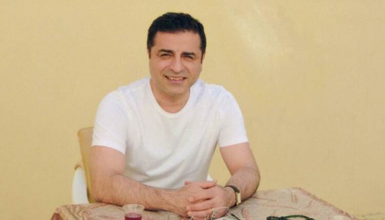 سەلاحەدین دەمیرتاش، ھاوسەرۆکی پێشووی پارتی دیموکراتی گەلان