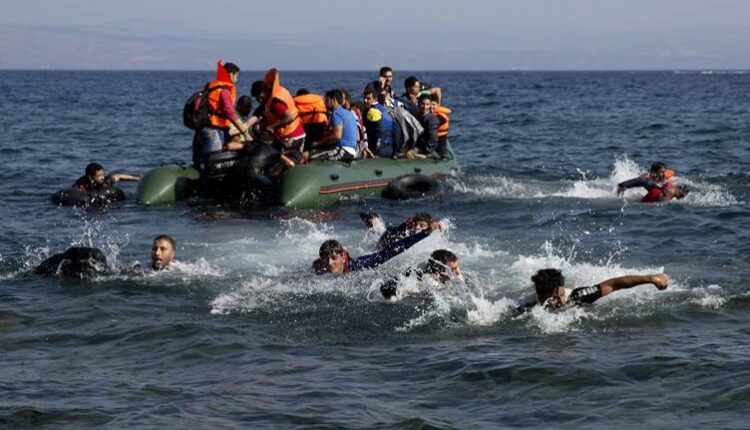 بەلەمێکی کۆچبەران – ئینتەرنێت
