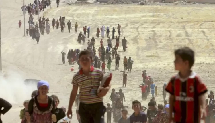 کۆڕەوەکەی هەڵهاتنی هاوڵاتیانی ئێزیدی لە دەستی داعش لە ساڵی 2014دا – دەستاودەست