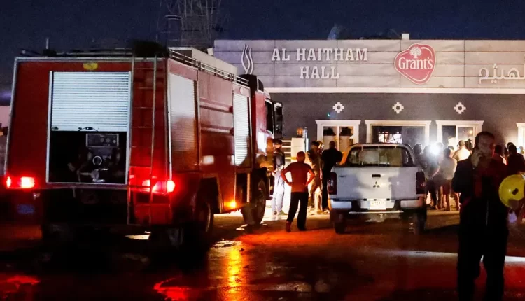 دیمەنێکی دوێنێ شەوی رووداوی ئاگرکەوتنەوەکەی قەزای حەمدانییە لە پارێزگای نەینەوا – دەستاودەست