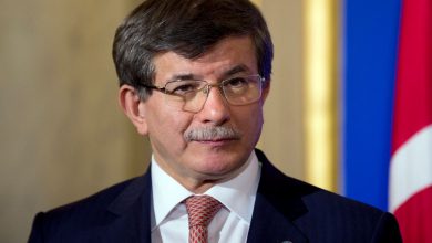 أحمد داوود أوغلو رئيس الوزراء التركي السابق- أ ف ب