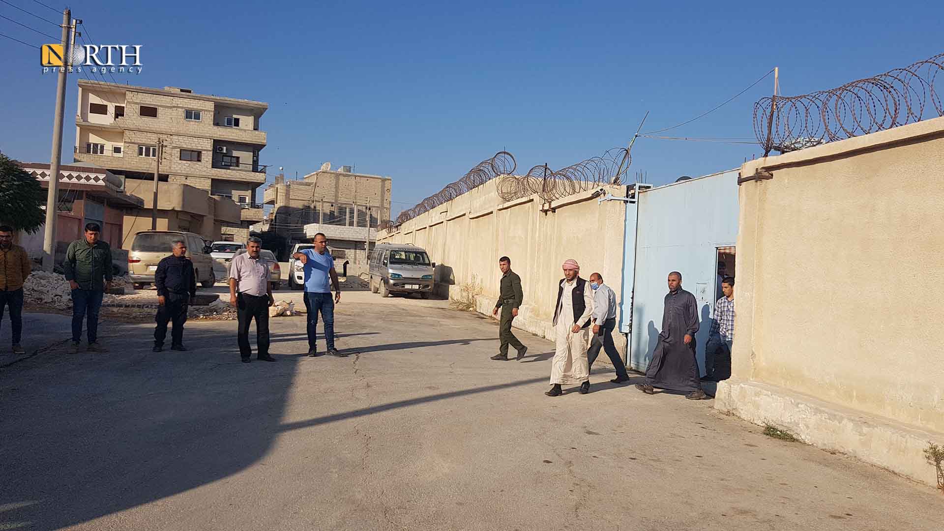 عدد من السجناء المفرج عنهم بعد إصدار الإدارة الذاتية عفواً عاماً-نورث برس