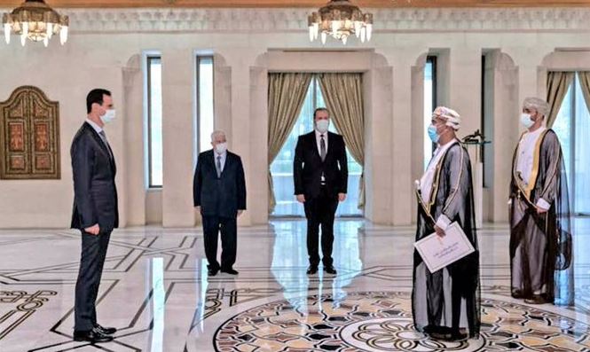 عمان وباكستان تعيدان سفيريهما إلى دمشق