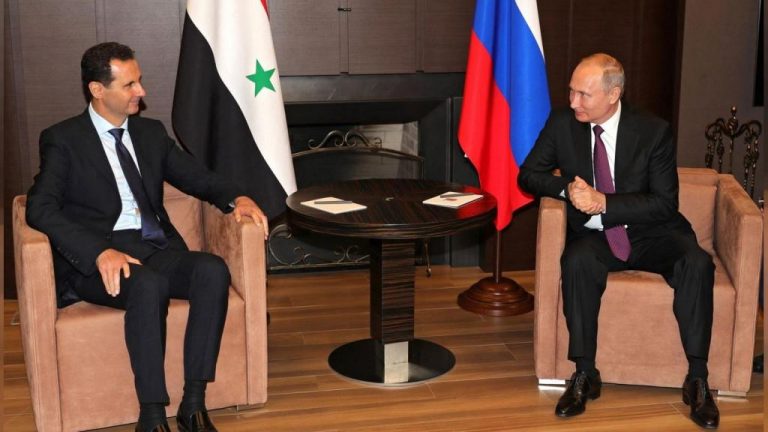 الرئيسان الروسي فلاديمير بوتين والسوري بشار الأسد