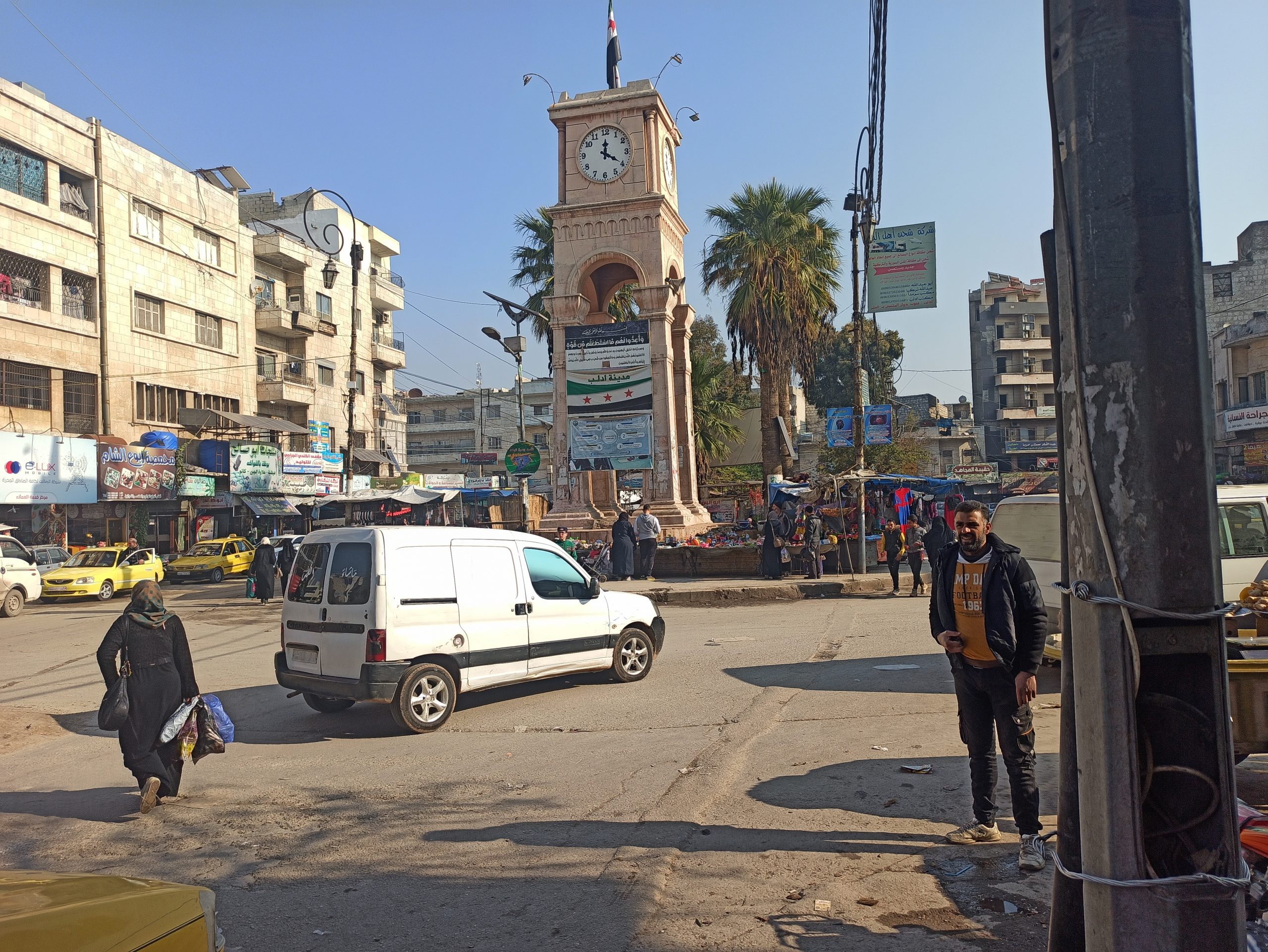 دوار الساعة في مدينة ادلب - نورث