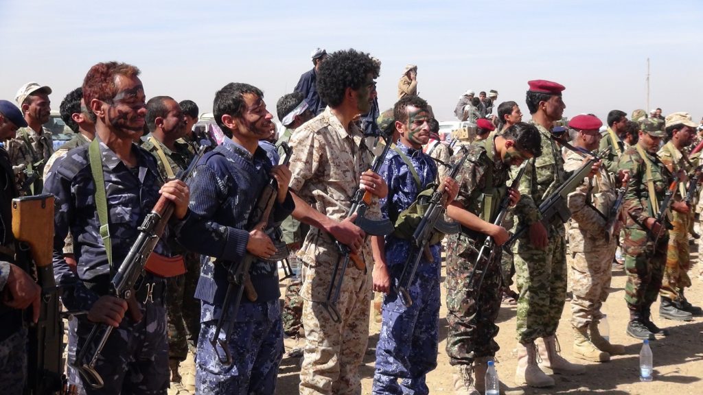 عناصر من جماعة أنصار الله الحوثية في اليمن