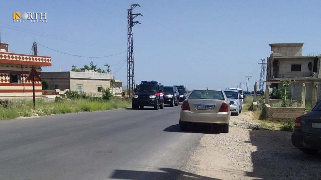 وفد من الشرطة العسكرية الروسية في بلدة أم باطنة بالقنيطرة - انترنت