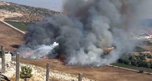 آثار قذيفة إسرائيلية على جنوب لبنان