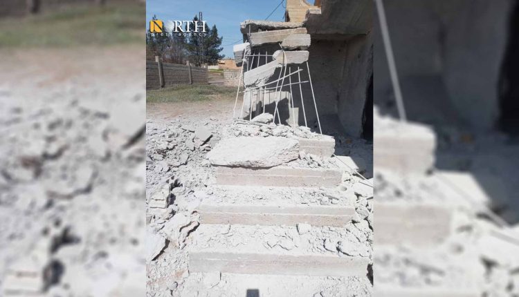 آثار القصف التركي على ريف بلدة أبو راسين شمال الحسكة – نورث برس