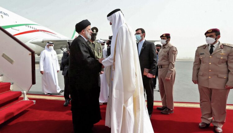 أمير قطر والرئيس الإيراني في الدوحة