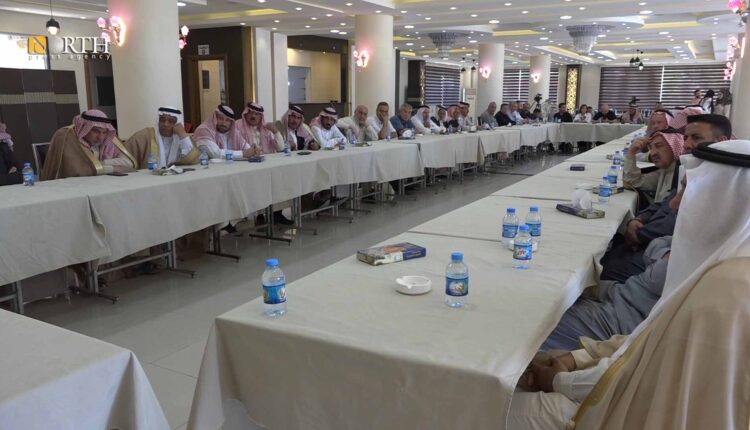 بيان لشيوخ ووجهاء عشائر الرقة أدان مشروع إعادة التوطين