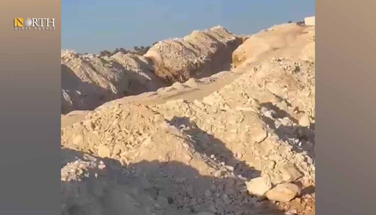 خندق على طول الحدود الإدارية الفاصلة بين مناطق إدلب و ريف حلب الشمالي- متداول