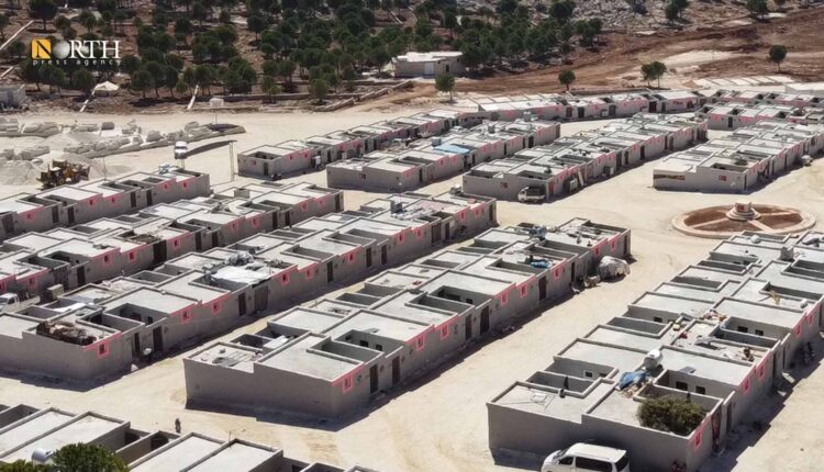 قرية كويت الرحمة أنشأتها تركيا في عفرين لتوطين مستوطنين فيها- نورث برس