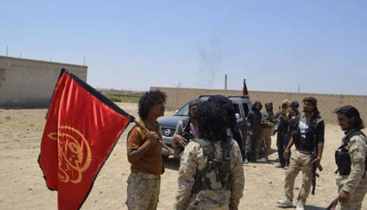 عناصر من فصيل الصناديد التابع لقوات سوريا الديمقراطية
