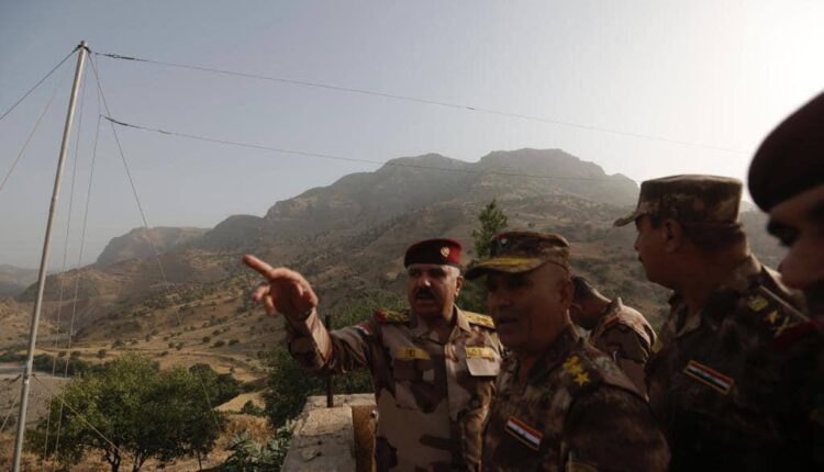 وفد أمني عراقي يزور مقر الفوج الثاني للواء الأول حرس الحدود، وكذلك اللواء الأول في منطقة باطوفة التابعة لقضاء زاخو في محافظة دهوك