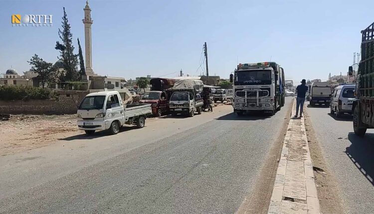 مساعدات أممية اتجهت من معبر ميزناز غرب حلب إلى إدلب الأسبوع الماضي- نورث برس