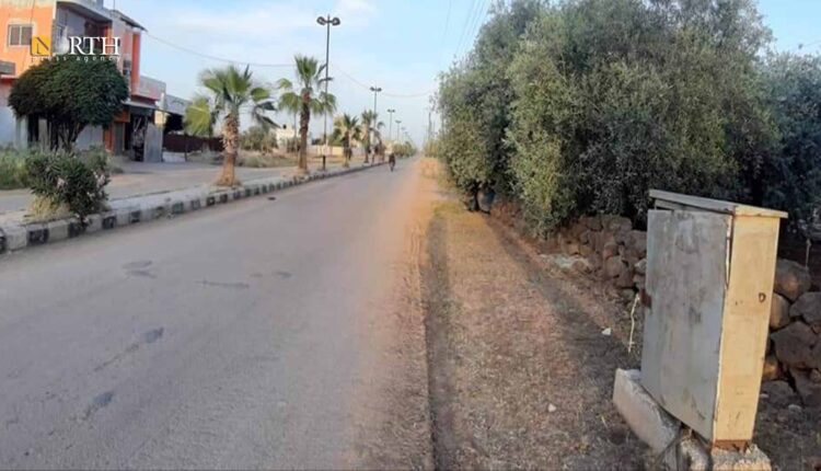 الطريق الرئيسي في بلدة الطيبة بريف درعا الشرقي- نورث برس