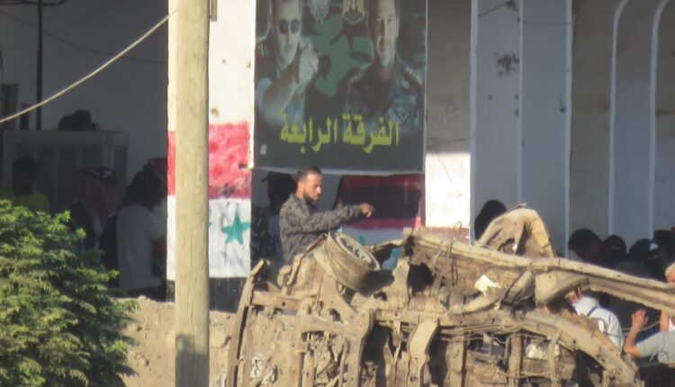 مقر عسكري للفرقة الرابعة ببلدة العشارة شرقي دير الزور