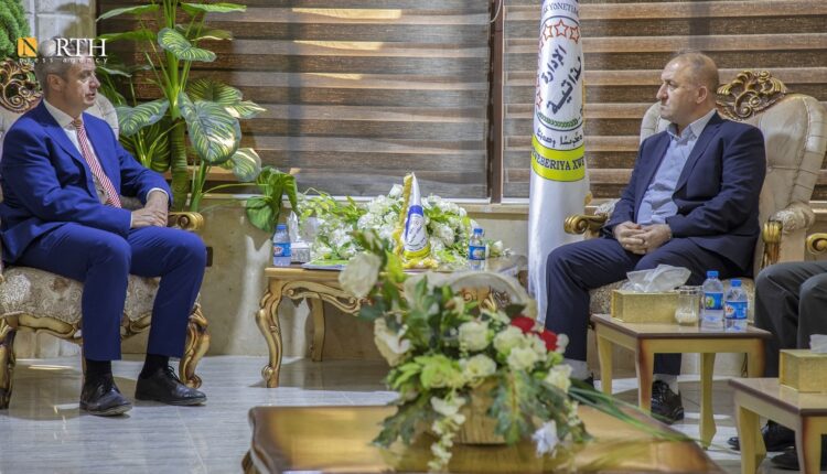 اجتماع الوفد البريطاني في مقر دائرة العلاقات الخارجية في القامشلي – نورث برس