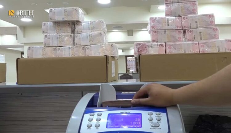 أحد مكاتب تحويل الأموال في مدينة إدلب ـ نورث برس