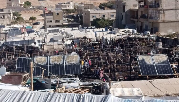 حريق في مخيم اللاجئين السوريين ببلدة عرسال اللبنانية - أنترنت
