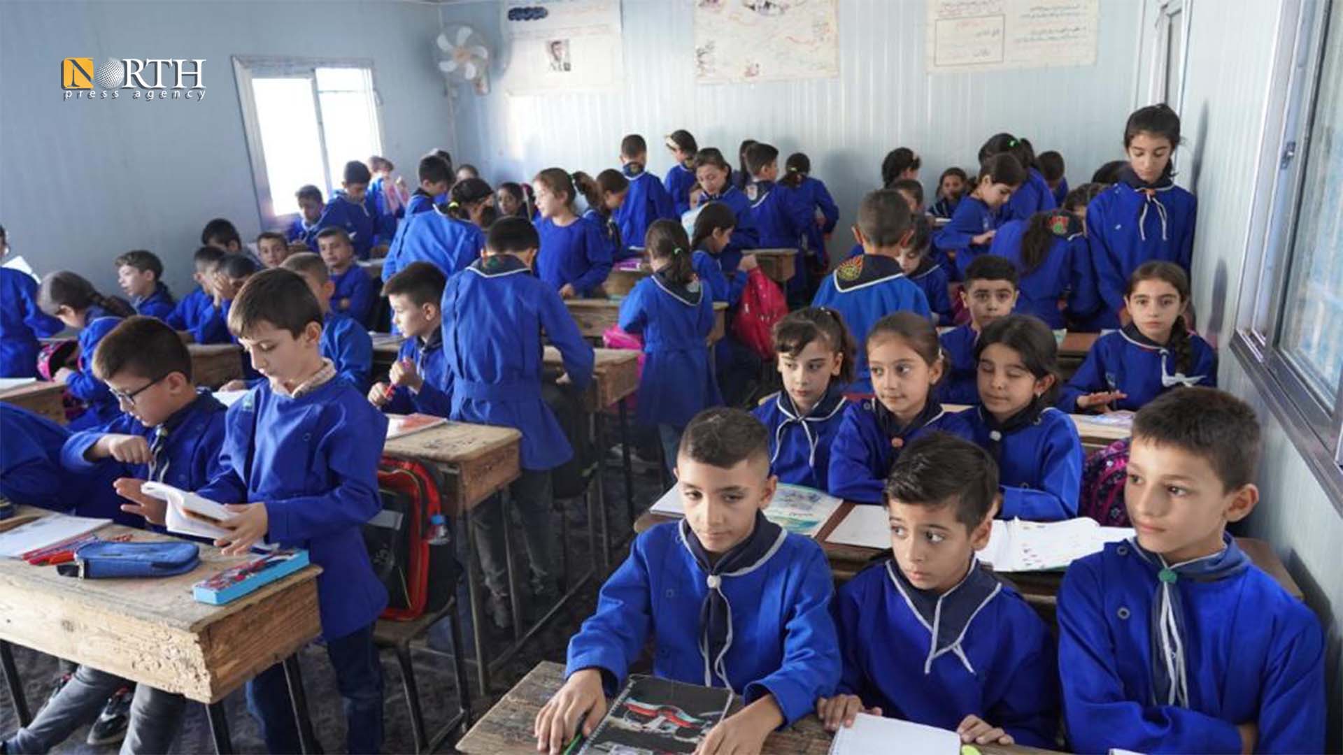 صفوف مكتظة في إحدى المدارس الحكومية في مدينة القامشلي ـ نورث برس