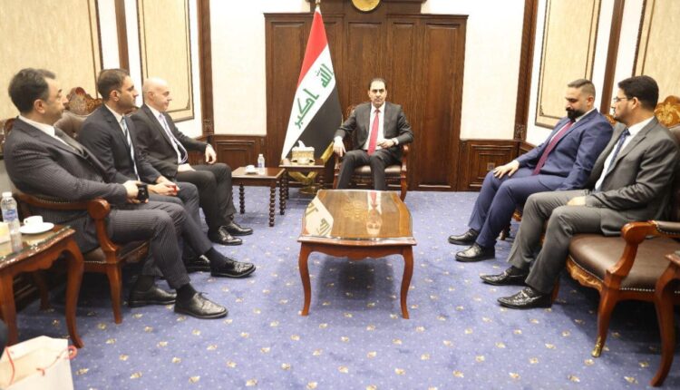النائب الأول لرئيس مجلس النواب العراقي يجتمع مع وفد السفارة التركية في بغداد - إنترنت