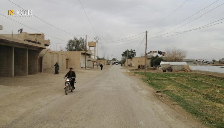 الطريق العام ببلدة الزر بريف دير الزور الشرقي - نورث برس