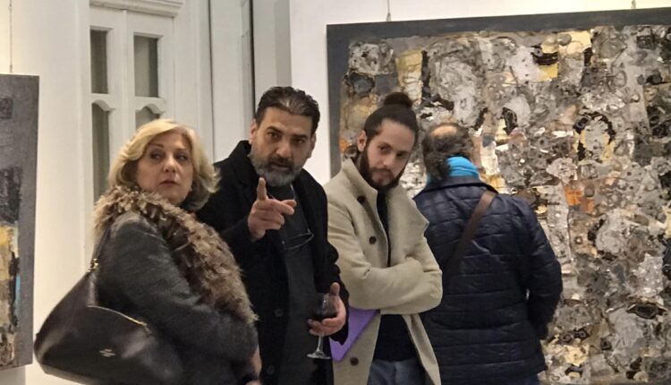 من أجواء معرض الفن التشكيلي للفنان صالح الخضر بدمشق - متداول