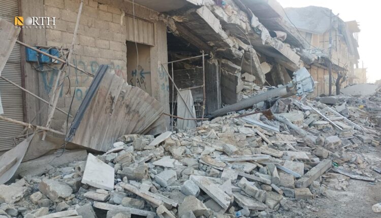 منازل مدمرة بسبب الزلزال في سلقين بريف إدلب الغربي- نورث برس
